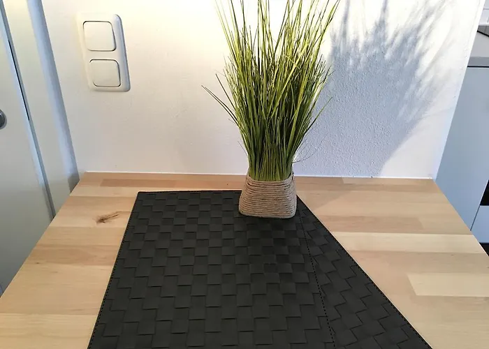 Flowerside Apartment